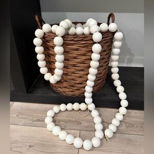 Pottery Barn Mango Wood White Beaded Garland